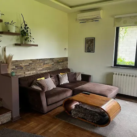 Zelena Oaza Nadomak Beograda Hébergement de vacances