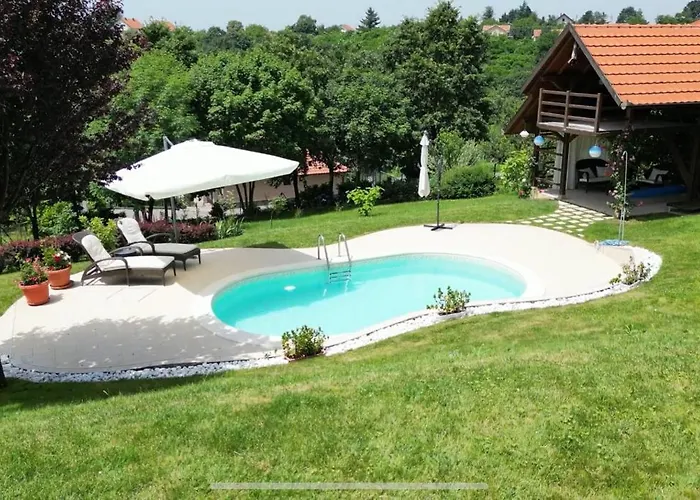 Zelena Oaza Nadomak Beograda Lipovica